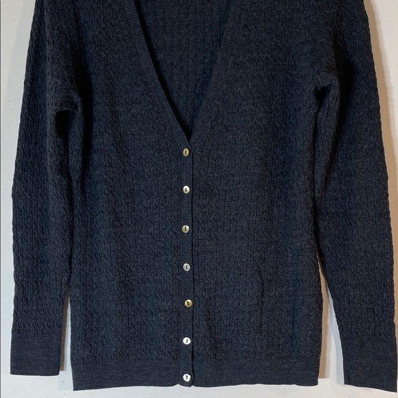 Lafayette 148 New York 100% Wool Cable Knit Cardigan Sweater. Medium. - Picture 5 of 8